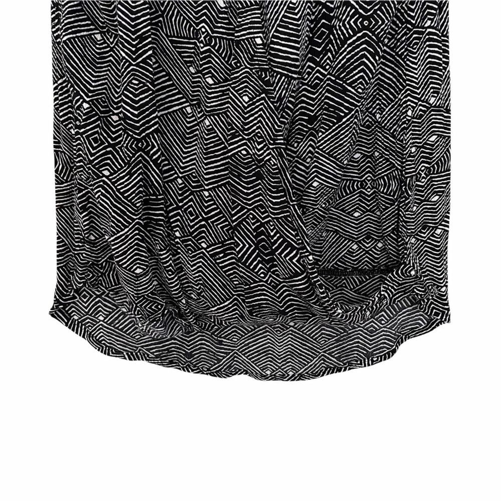 Mossimo Woven Printed V-Neck Cami Black & White Size Small - Picture 3 of 9
